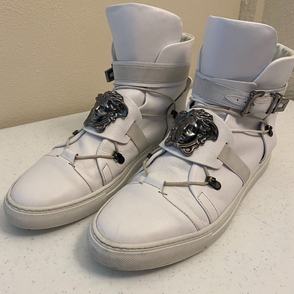 Versace Elasticated High-Top Sneakers in White